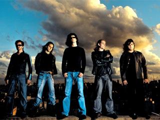 MindFlow surpreende fãs com show de despedida antes da turnê internacional MindFlow surpreende fãs com show de despedida antes da turnê internacional