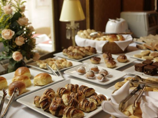 Paris 6 lança business breakfast