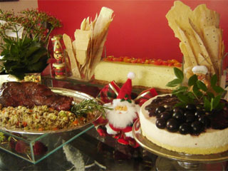 Banqueteira Vicky Constantinesco oferece ceias de Natal para todos os paladares