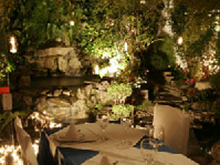 Restaurante Bambu lança almoços dançantes aos domingos