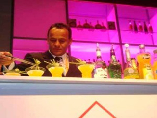 Bartender Rogério Rabbit lança nova sede de seu estabelicimento