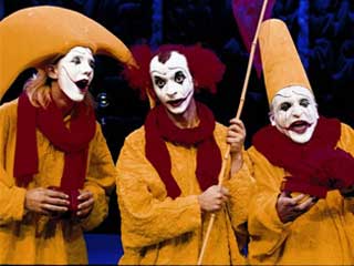 Aclamados palhaços russos trazem magia e efeitos especiais para palco do Citibank Hall Aclamados palhaços russos trazem magia e efeitos especiais para palco do Citibank Hall