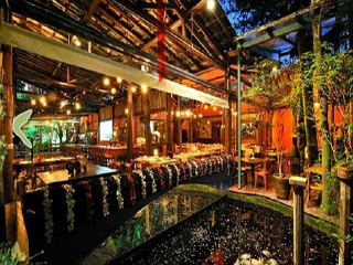 O restaurante e bar Chácara Santa Cecília desempenha seu papel com comprometimento e respeito ao meio ambiente