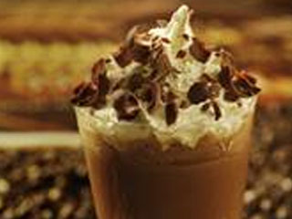 Syrup da francesa Monin incrementa bebidas de inverno em cafeterias Syrup da francesa Monin incrementa bebidas de inverno em cafeterias