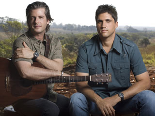 Victor & Leo gravam novo DVD no Ginásio do Ibirapuera com canções inéditas Victor & Leo gravam novo DVD no Ginásio do Ibirapuera com canções inéditas