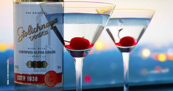 Vodkas da marca Stolichnaya prometem inovar nas festas de fim de ano Eventos BaresSP 570x300 imagem