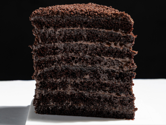 By Kim - Bolo de Brigadeiro com 15 camadas