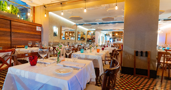 Des Cucina celebra 10 anos com reforma, novos drinks e pratos em Perdizes