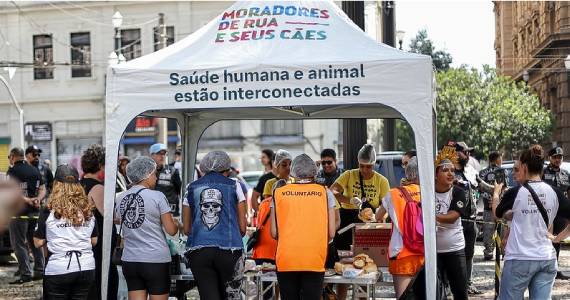 A Pizza da Mooca participa de ação solidária de castração junto a ONG MRSC no aniversário de São Paulo