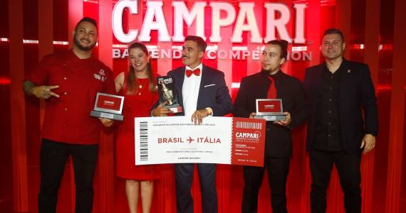 Lucas Gomez conquista o título de campeão da 3ª edição da Campari Bartender Competition