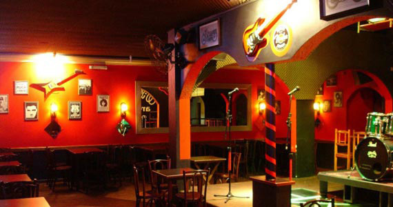 Banda Volume 12 com Pop/ Classic e Hard Rock animam a noite no Willi Willie Bar e Arqueria Eventos BaresSP 570x300 imagem