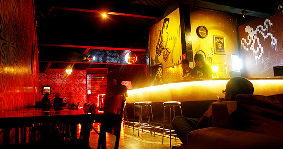 Berlin apresenta na sexta-feira a Noite Clube do Vinil com misturas de sons Berlin apresenta na sexta-feira a Noite Clube do Vinil com misturas de sons