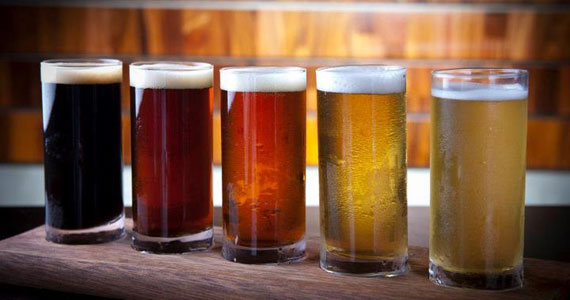 Cervejaria Nacional Blues e Double drink de chopp e caipirinha na quinta-feira