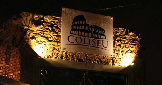 Bar Coliseu oferece projeto de Stand Up comedy para animar a noite Bar Coliseu oferece projeto de Stand Up comedy para animar a noite