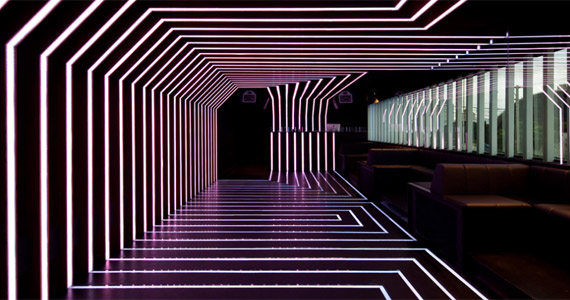 T.B.A. toca na festa On The Rocks da D-Edge nesta segunda-feira T.B.A. toca na festa On The Rocks da D-Edge nesta segunda-feira