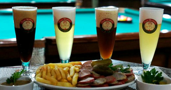 Promoção na sexta-feira no Dona Mathilde Snooker Bar para comemorar as férias