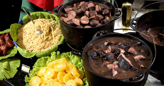 Sábado é dia de Feijoada no Velho Rabo em Perdizes