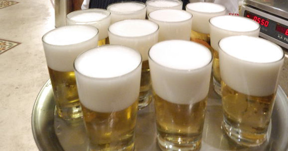 Happy hour com os amigos e muito chopp no Elidio Bar nesta sexta-feira