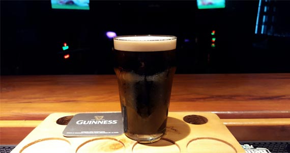 Jet Lag apresenta a Festa Arthur Guinness Day com muitas atrações no sábado