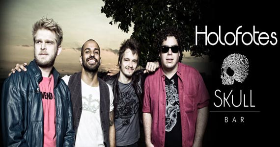 Skull Bar recebe os agitos da Banda Holofotes animando o sábado Skull Bar recebe os agitos da Banda Holofotes animando o sábado