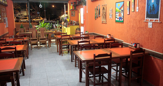 Os melhores ritmos do forró pé de serra no domingo do Nação Nordestina