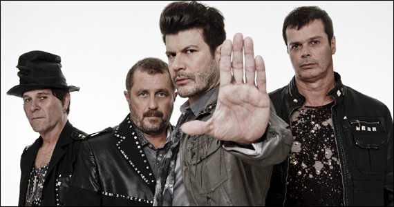 RPM se apresenta no Cine Joia com show de abertura da banda Brothers of Brazil