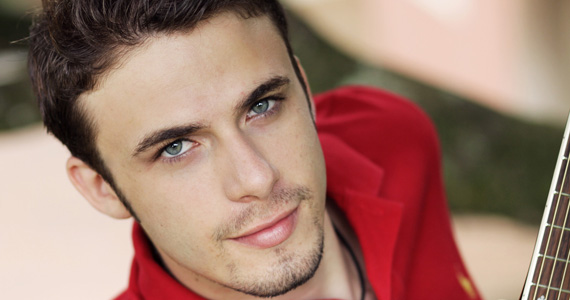 Rodrigo Marim e a dupla Geovany Reis e Fabrício se apresentam no Villa Mix