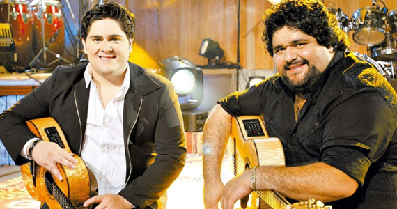 Projeto Arte do Bem reúne César Menotti e Fabiano e Orquestra Sinfônica Arte Viva na Vila dos Ipês