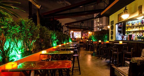 Akbar Lounge e Disco recebe a Noite das Divas neste sábado