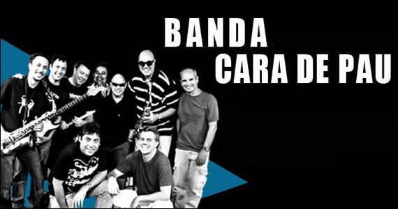 Apresentação da banda Cara de Pau no palco do Bourbon Street Music