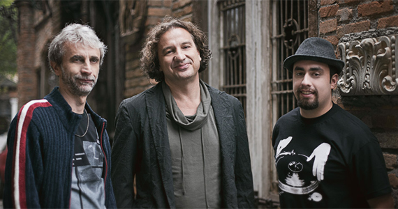 Banda Rockfeller se apresenta agitando a galera com muito Rock no The Lord Black Banda Rockfeller se apresenta agitando a galera com muito Rock no The Lord Black