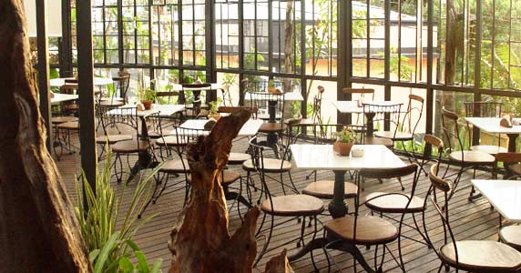 Luso Neto anima a sexta-feira do Bar Camará