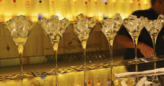 Bar. em Pinheiros oferece carta de bebidas divididas em quatro seções no cardápio Eventos BaresSP 570x300 imagem