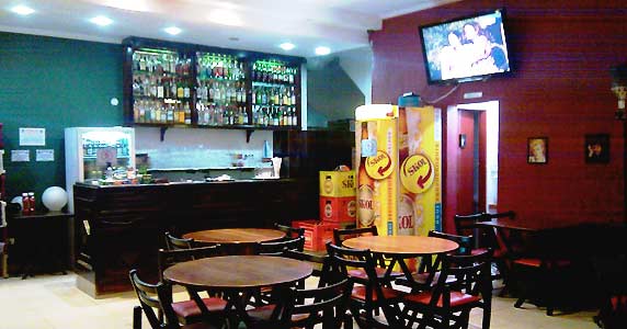 Happy hour com transmissão dos melhores campeonatos de futebol no Bar Bodega