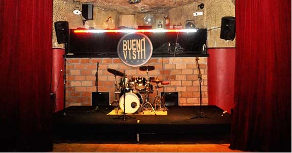 Pagode e Sertanejo com Luccas & Gabriel Angelo Ferretti no Buena Vista nesta sexta-feira