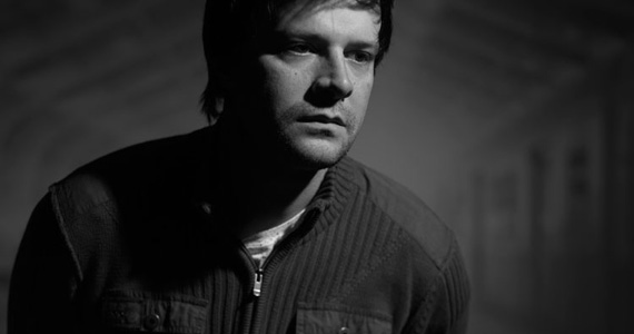 DJ Carlo Dall Anese agita a noite de sábado do Parador Maresias