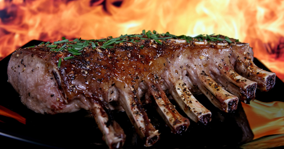 Mania de Churrasco oferece Buffet variado e Rodízio de Pizzas