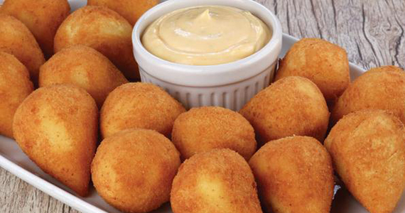 Happy hour com clima de boteco no Cruzeiro's Bar localizado na Barra Funda Happy hour com clima de boteco no Cruzeiro's Bar localizado na Barra Funda