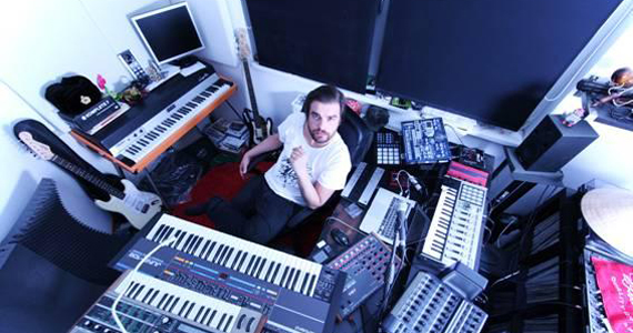 Sábado tem Mothership com Dj alemão Cesare Vs Disorder, na D-Edge