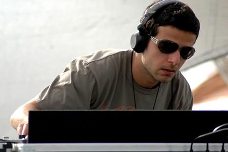 DJ Paulinho Boghosian agita a Club Disco com muita música eletrônica Eventos BaresSP 570x300 imagem