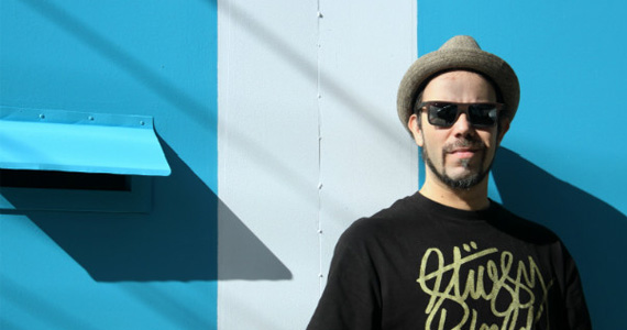 Ex integrante do Planet Hemp agita a festa Overall no Laje Club