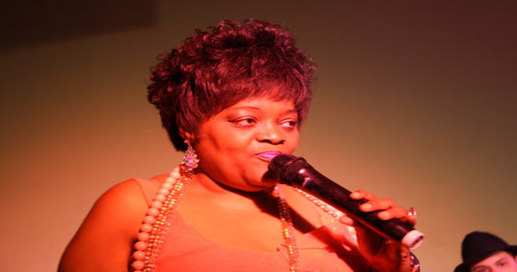 Samba de raiz e aulas de samba rock marcam a noite do sábado após o feriado no Diquinta com Dona Duda Ribeiro