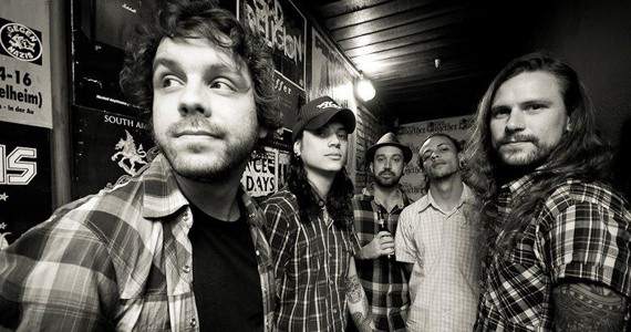 A noite de sábado na Outs vai ser agitada ao som de muito punk