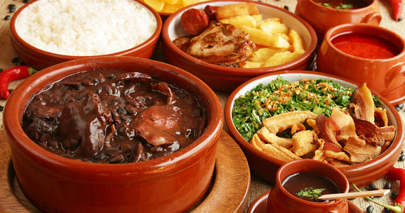 Feijoada no Bar Marola