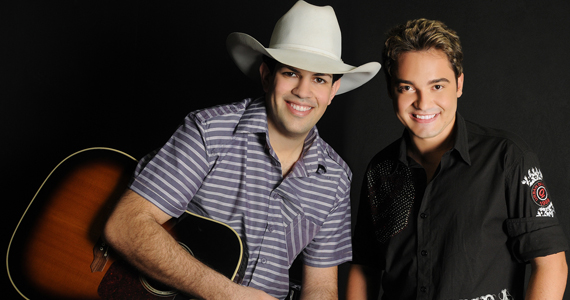 Fernando & Sorocaba cantam seus sucessos no palco do Terra Country Eventos BaresSP 570x300 imagem