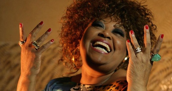 Sesc Campo Limpo homenageia o samba de Candeia em show da cantora Graça Braga Sesc Campo Limpo homenageia o samba de Candeia em show da cantora Graça Braga