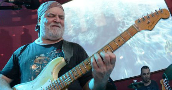 Toninho Guizzi leva os clássicos do rock ao Piratininga Bar Toninho Guizzi leva os clássicos do rock ao Piratininga Bar