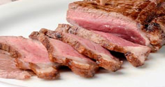 Jacaré Grill faz aniversário com novas carnes, mezanino e cerveja na faixa para quem comprar camiseta da festa