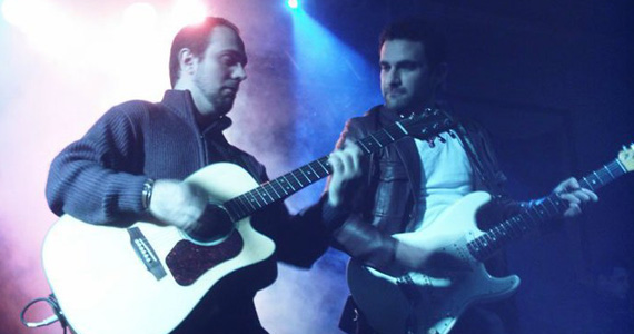 Na Mata Café tem show de James Band no Happy Hour de quinta-feira