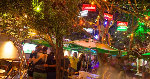 Vila Seu Justino estreia label Domingando com atrações sem hora pra acabar